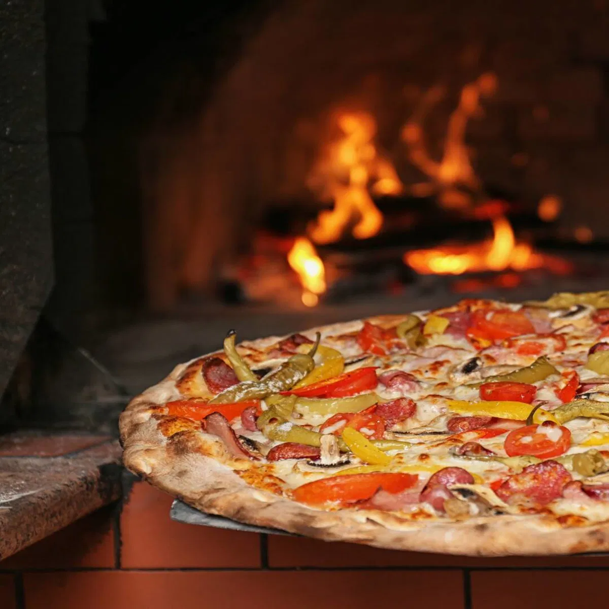 Domino's Franchisee Files Chapter 11: What Investors Need to Know