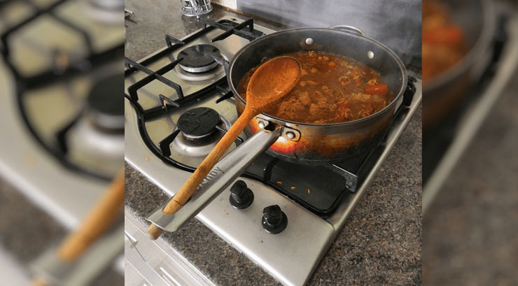 Saucepan Handles 2