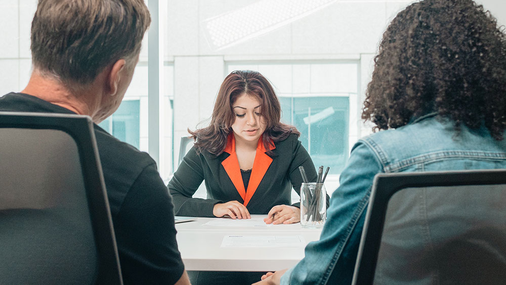 Team Up With the Right Financial Advisor