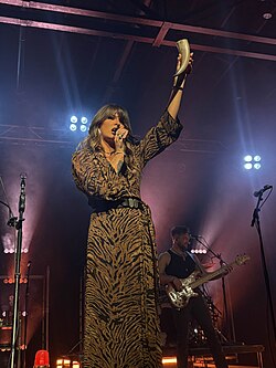 1763651288040_250px EllaLangleyInConcert2025