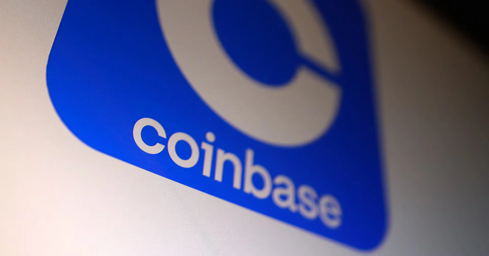 Coinbase Stock Rollercoaster: How COIN Defied a Q4 Earnings Miss with a 20% Rally
